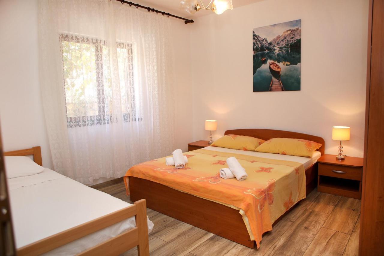 Apartman Gilan Seget Vranjica Luaran gambar
