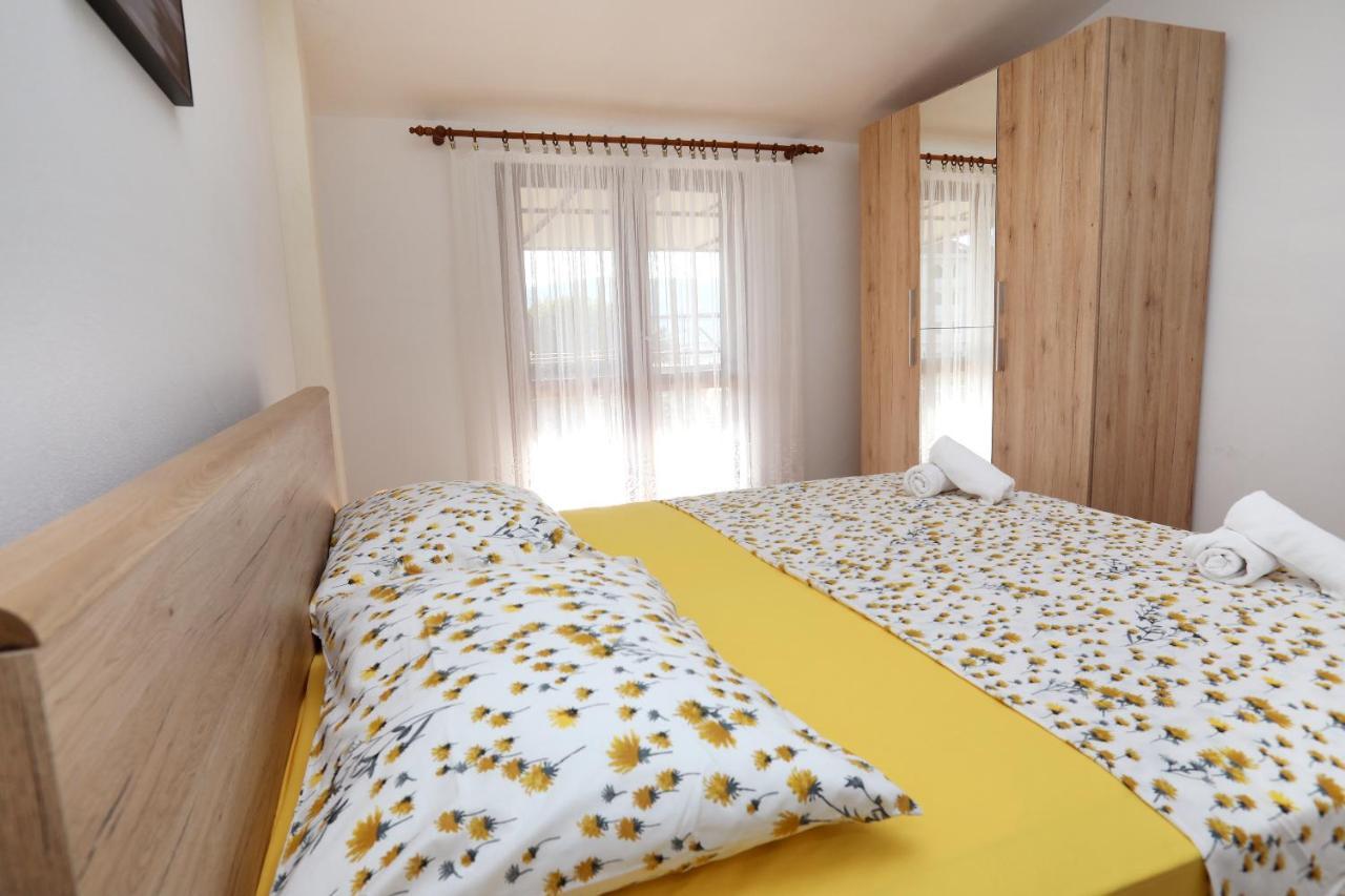 Apartman Gilan Seget Vranjica Luaran gambar